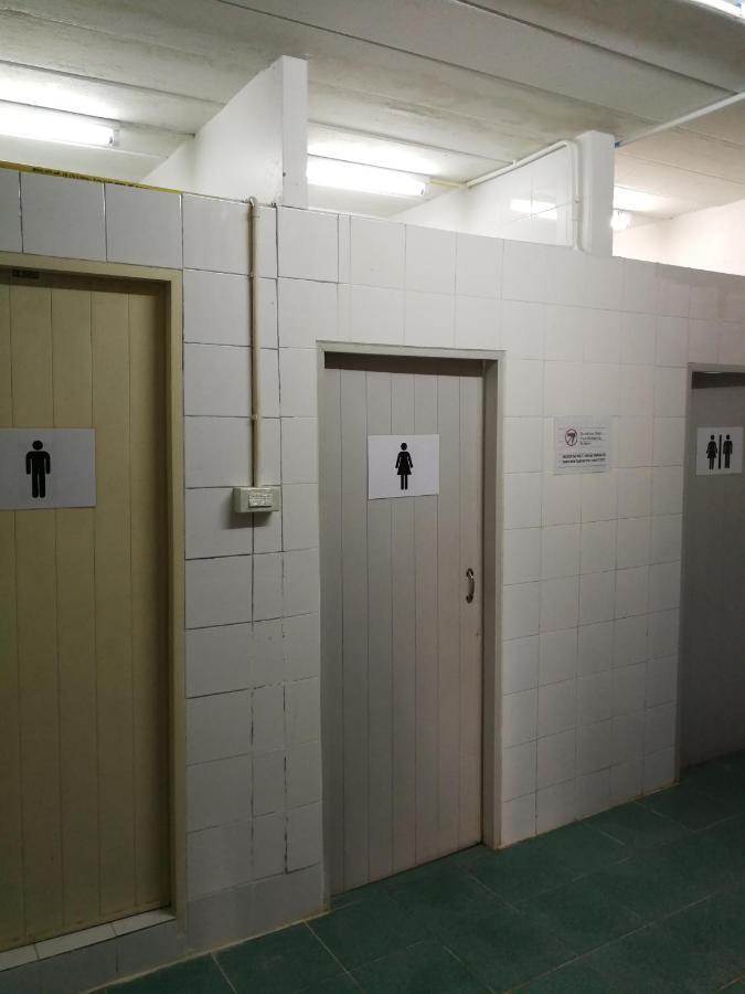 Room58 Банкок Екстериор снимка